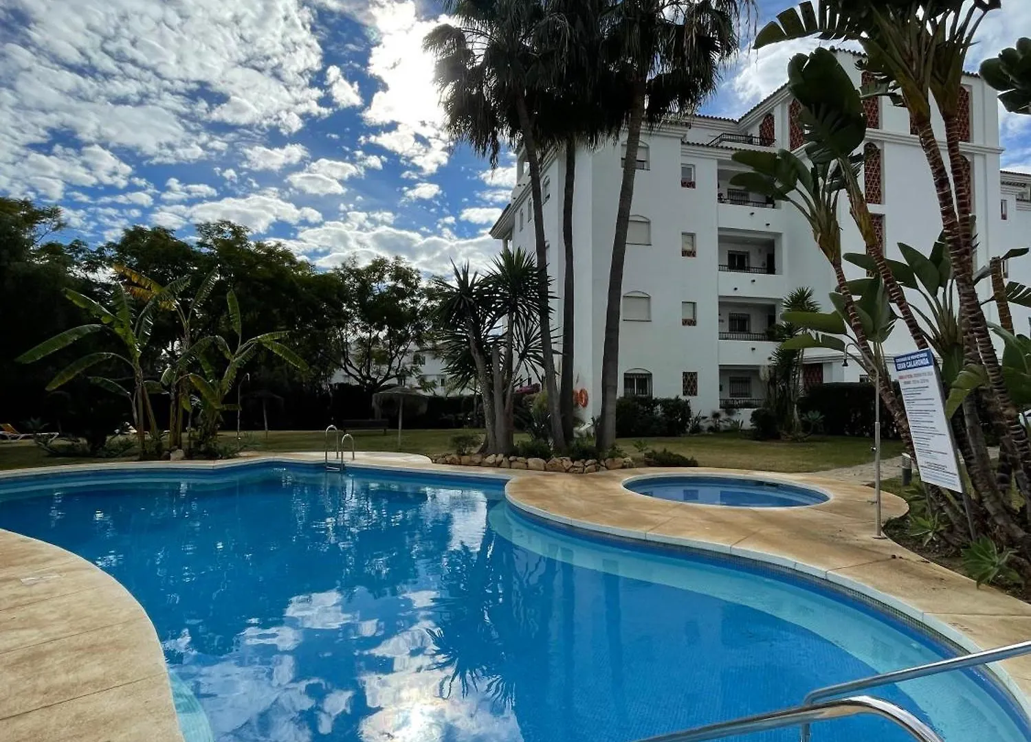 Cozy Apartment In Costa Del Sol Sitio de Calahonda