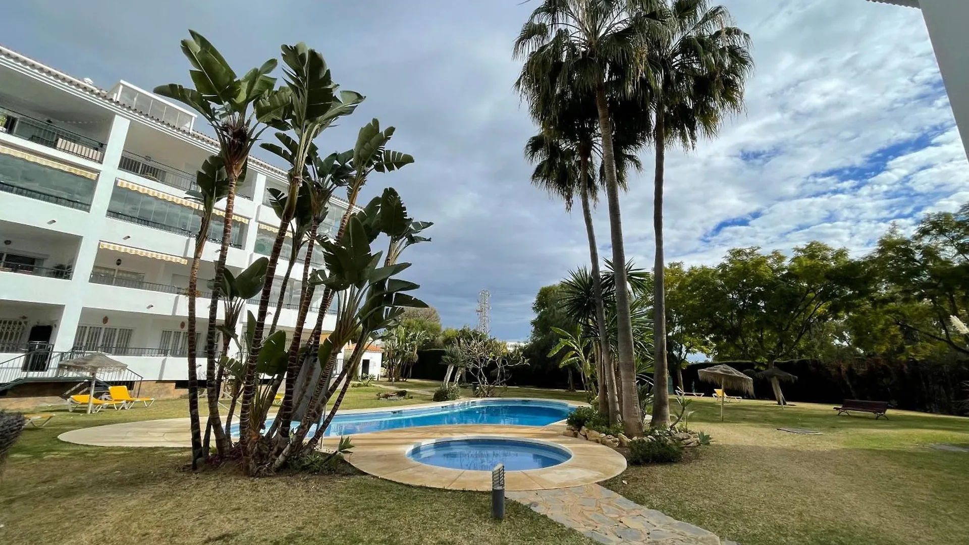 Cozy Apartment In Costa Del Sol Sitio de Calahonda Spain